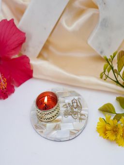 Homearte - Mother of Pearl Base Jai Shree Ram Tealight Holder