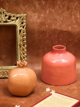 WEAVING HOMES - Peach Anar & Pink Round Vase Combo With Peach & Pink Color