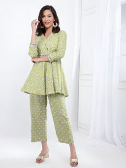 Bani Women - Printed Womens Co-Ord with embroidered Belt - Green (Set of 3)