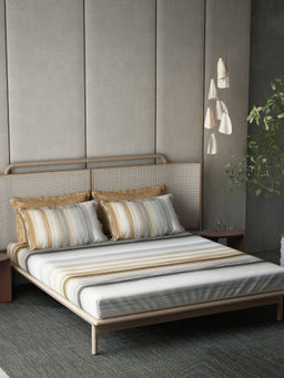 Ddecor Live Beautiful - Cotton Abstract 180Tc Bedsheet with 4 Pillow Covers (King)