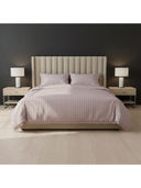 Pink color option, Currently selected