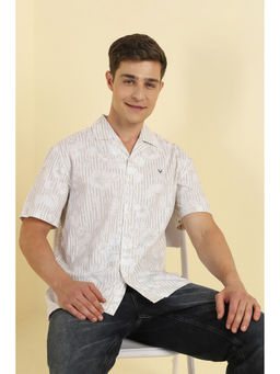 Allen Solly - Men Beige Relaxed Fit Print Half Sleeves Casual Shirt
