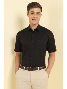 Allen Solly - Men Black Slim Fit Solid Half Sleeves Formal Shirt