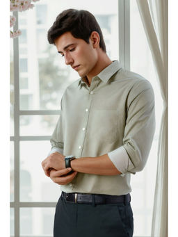 Louis Philippe - Men Green Slim Fit Solid Full Sleeves Formal Shirt