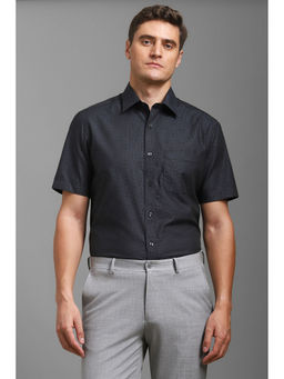 Louis Philippe - Men Black Regular Fit Print Half Sleeves Formal Shirt