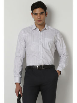 Van Heusen - Men White Slim Fit Stripes Full Sleeves Formal Shirt