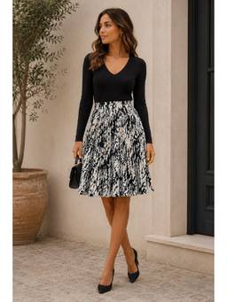 BONICA CLOTHING - Women White Printed Short Skirt