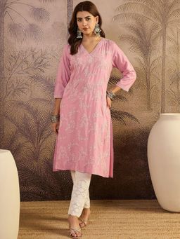Gahan - Embroidered V-Neck Kurtas - Pink