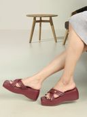 Maroon color option, Sold out