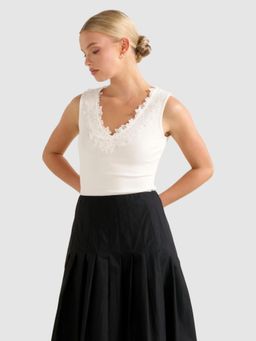 Forever New - White Sylvie Lace Trim Tank Top