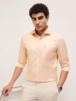 The Bear House - Men's Peach Tailored Fit Herringbone Woven Design Formal Shirt