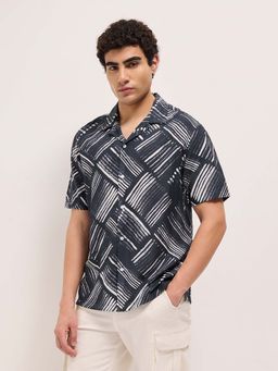 The Bear House - Men's Black Relaxed Fit Printed Casual Shirt