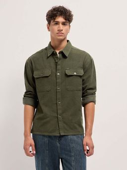 The Bear House - Men's Olive Relaxed Fit Solid Cotton Casual Shirt