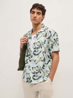 The Bear House - Men's Blue Relaxed Fit Printed Casual Shirt