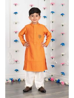 Shruti Jalan - Orange Lion Zardozi Embroidered Patch Pintucks Kurta And Pant Set