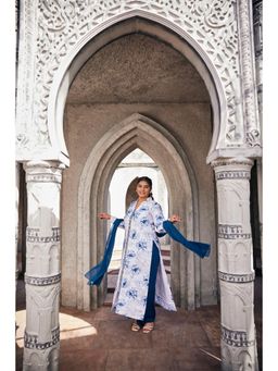 Mamicha - Blue Printed Full Sleeves White Kurta With Pant and Dupatta (Set of 3)