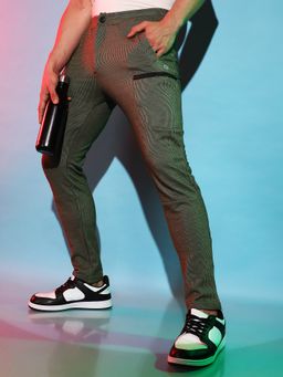 Campus Sutra - Men Solid Green Pique Trackpant