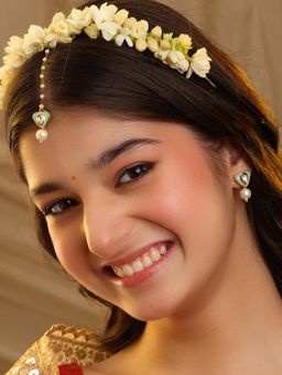 Ruby Raang Studio - Saanjh Pearl Kundan Blue Earrings with Maang Tikka