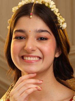 Ruby Raang Studio - Crimson Drop Pearl Kundan Maang Tikka