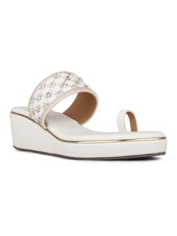 Inc.5 - Womens White Ethnic Embellished Round Toe Wedges Heels