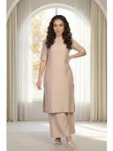 Beige color option, Currently selected