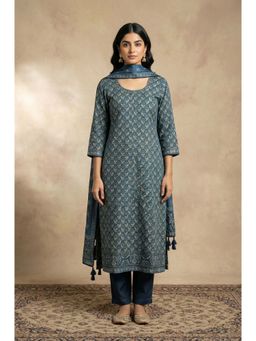 Folksong - Women's Blue Printed Satin Straight Kurta With Pant & Dupatta