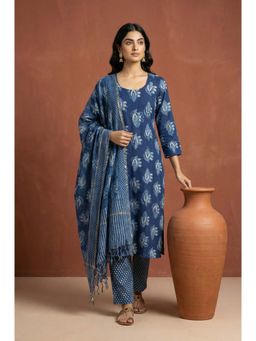 Folksong - Women's Blue Block Printed Pure Cotton Straight Kurta With Pant & Dupatta