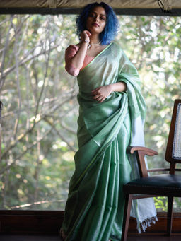 Suta - Green Zari Cotton Blend Saree without Blouse Piece