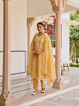 Karaj Jaipur - Yellow Chikankari Embroidered Chanderi Kurta (Set of 3)