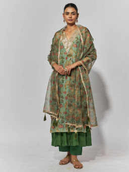 Yuvrani Jaipur - Mint Green Chanderi Slip Kurta with Pant and Dupatta (Set of 4)