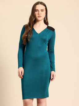 Qurvii - Bodycon Mini Dress with Sequin Shoulder Patch