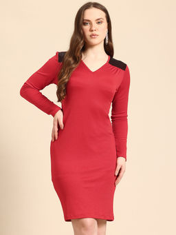 Qurvii - Bodycon Mini Dress with Shoulder Sequin Patch