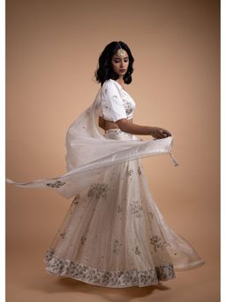 Rhua India - Rashi White Blouse With Lehenga And Dupatta