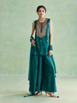 Aarke Ritu Kumar - Turquoise Viscose Blend Embroidered Kurti Palazzo with Dupatta