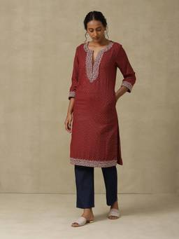 Aarke Ritu Kumar - Maroon Polyester Embroidered Kurta