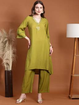 Globus - Green Silk Blend Embroidered Kurta with Pant
