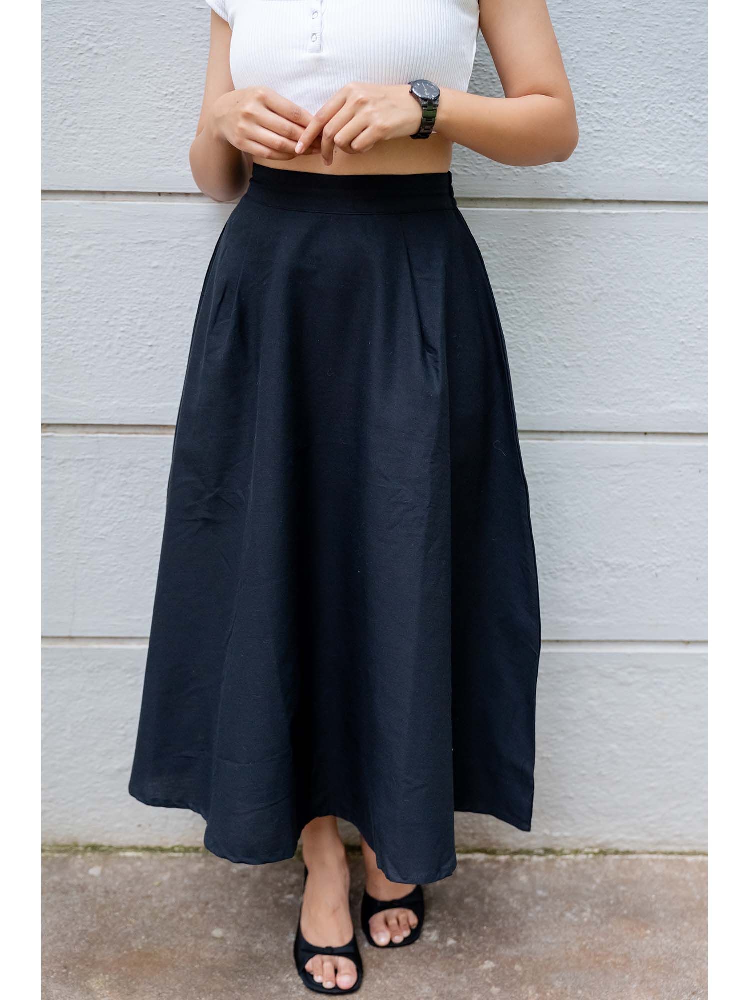 Effortless Elegance Midi Skirt - Black-picture-24
