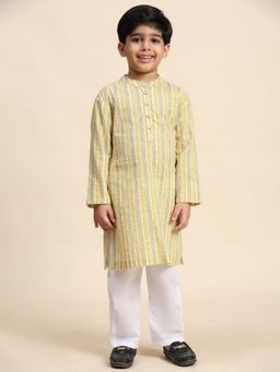 Maaesa - Boys Cotton Yellow Printed Kurta And Pyjama