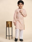 Pink color option, Currently selected