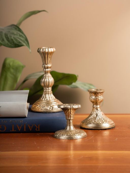 SG Home Colonial Candle Holders (Pack Of 3)