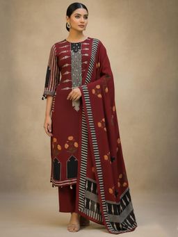 Varanga - Maroon Straight-Fit Kurta Pant with Dupatta