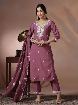 Shree - Lavender Women Silk Blend Peach Embroidered Kurta Pant with Dupatta