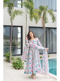 Wedani - Women White Organza Round Neck Anarkali Kurta with Pant and Dupatta