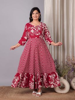 ARAMYA - Women Maroon Pure Cotton Round Neck Kurta