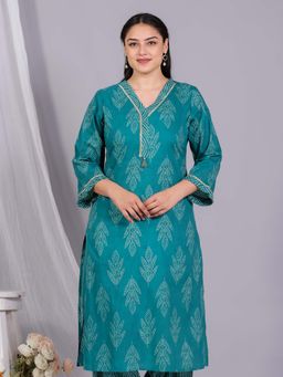 ARAMYA - Women Turquoise Pure Cotton V-Neck Kurta