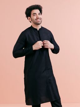 KISAH - Men Black Textured Silk Blend Jacquard Kurta with Abstract Print