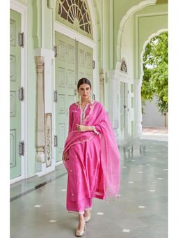 CHARU MAKKAR - Fuchsia Kurta with Palazzo (Set of 2)