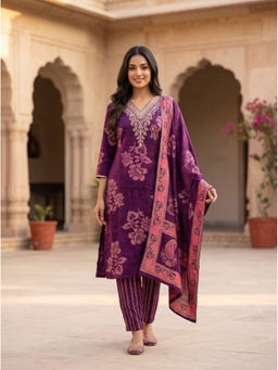 Autumnlane - Purple Viscose Blend Regular Fit Printed Kurta With Pant & Dupatta