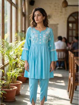 The Suitable - Blue Viscose Rayon Regular Fit Floral Kurta With Salwar