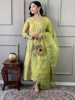 THE52 - Green Women's Printed Rayon Straight Kurta with Pant and Dupatta